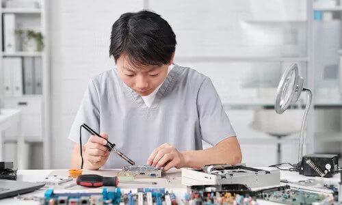 Assistant Electronic Mechanic Assistant Electronic Mechanic
